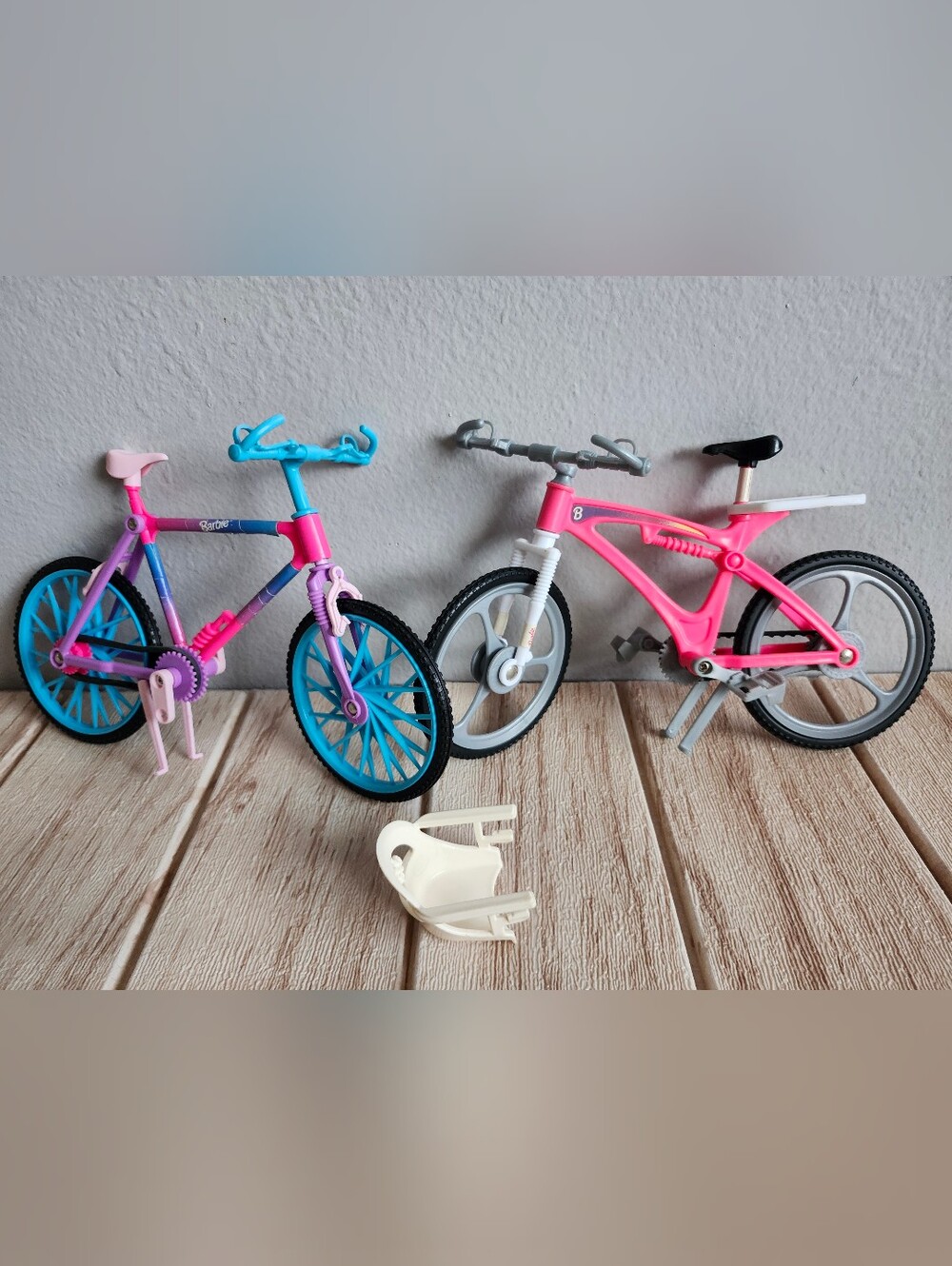 Vintage 1990s Barbie Doll Bicycles Lot of 2 Mattel Mountain Bike Pack N Go TLC